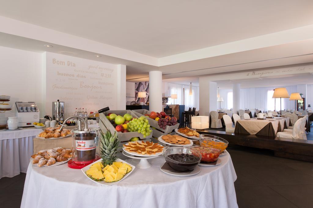 Cdh Hotel Radda Radda in Chianti Ngoại thất bức ảnh